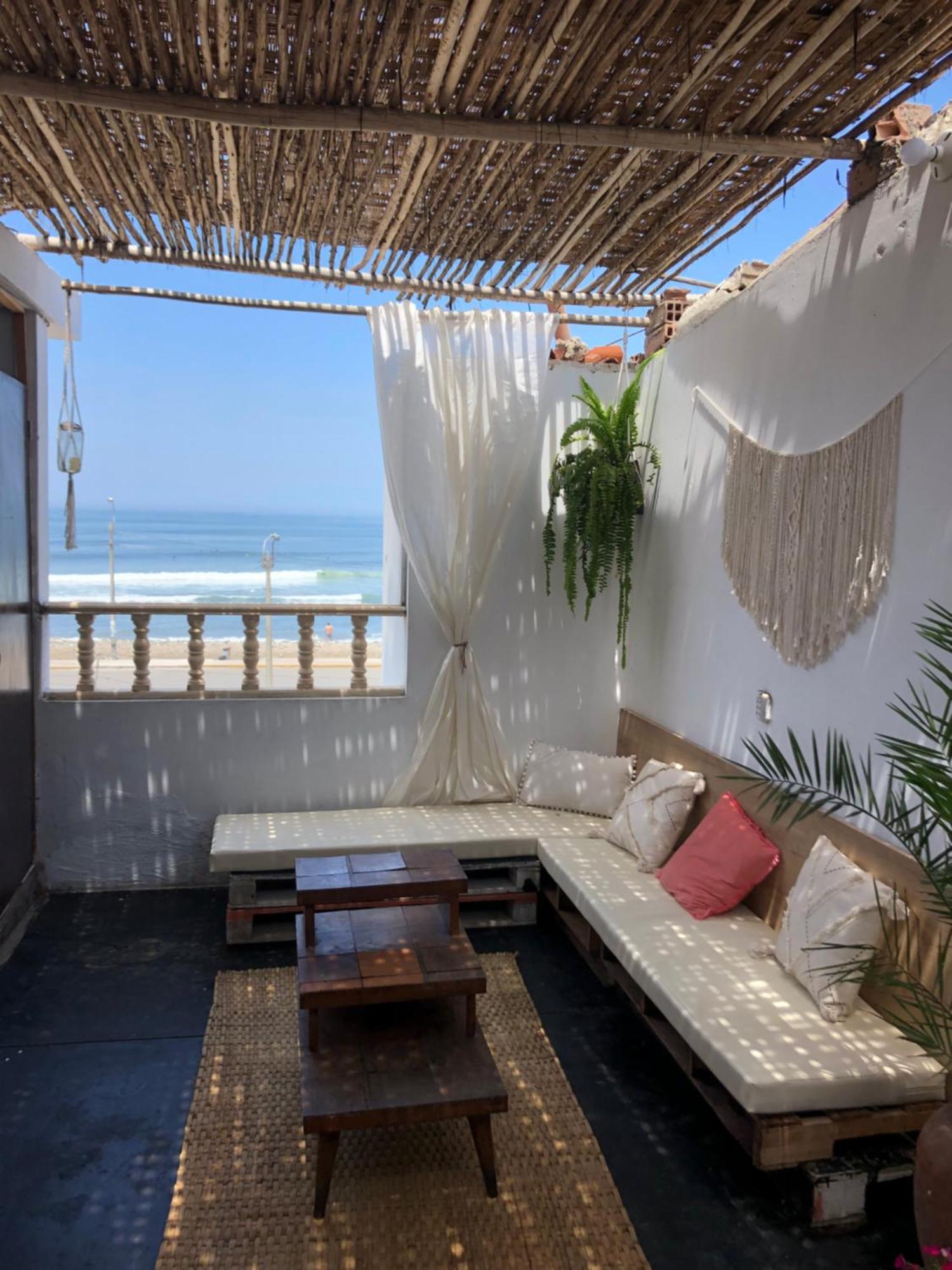 Pointbreak Surf Camp Vandrehjem Huanchaco Eksteriør billede